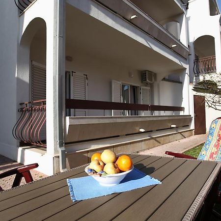 Apartments In Beautiful Split Подстрана Стая снимка