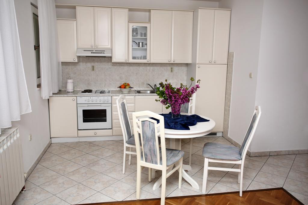 Apartments In Beautiful Split Подстрана Стая снимка