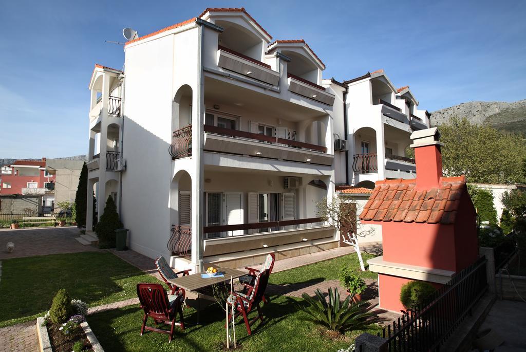 Apartments In Beautiful Split Подстрана Стая снимка
