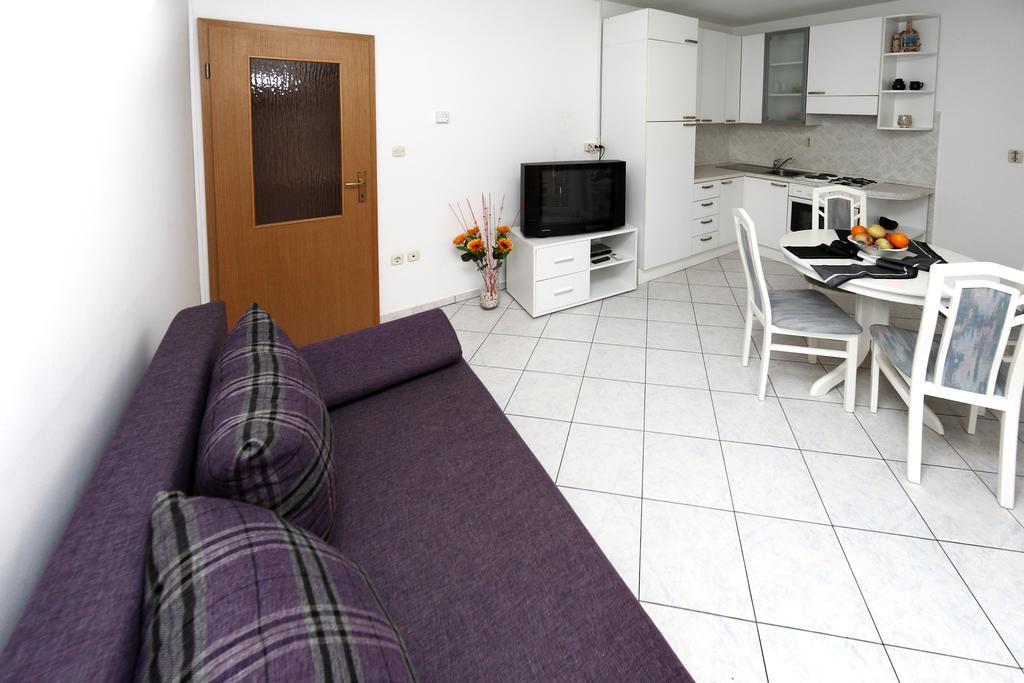Apartments In Beautiful Split Подстрана Стая снимка