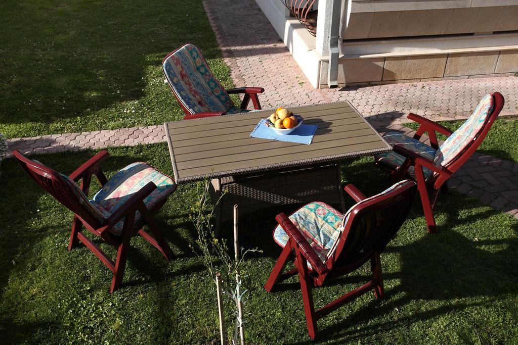 Apartments In Beautiful Split Подстрана Стая снимка